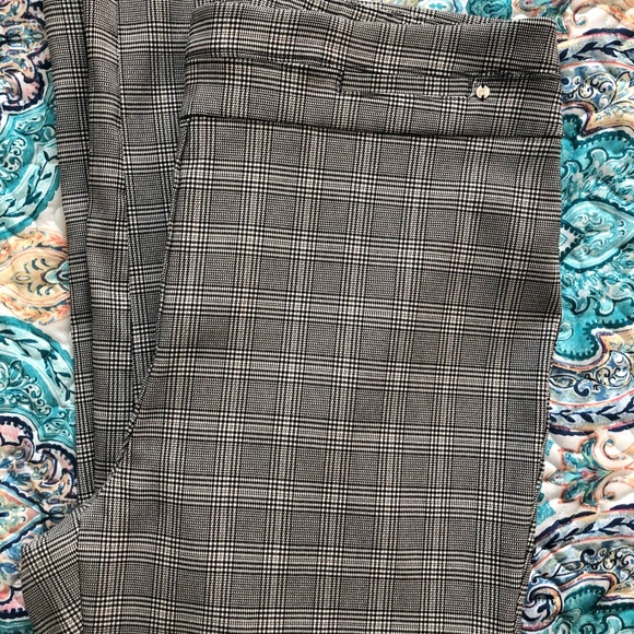 LEGGING STYLE SLACKS - Picture 2 of 2